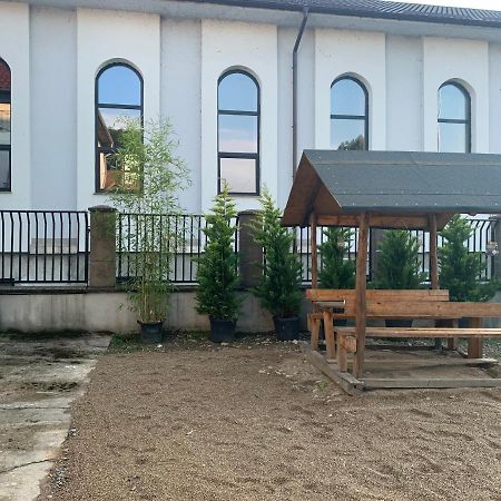 Master Adventure Guest House Vadu Crisului Bagian luar foto